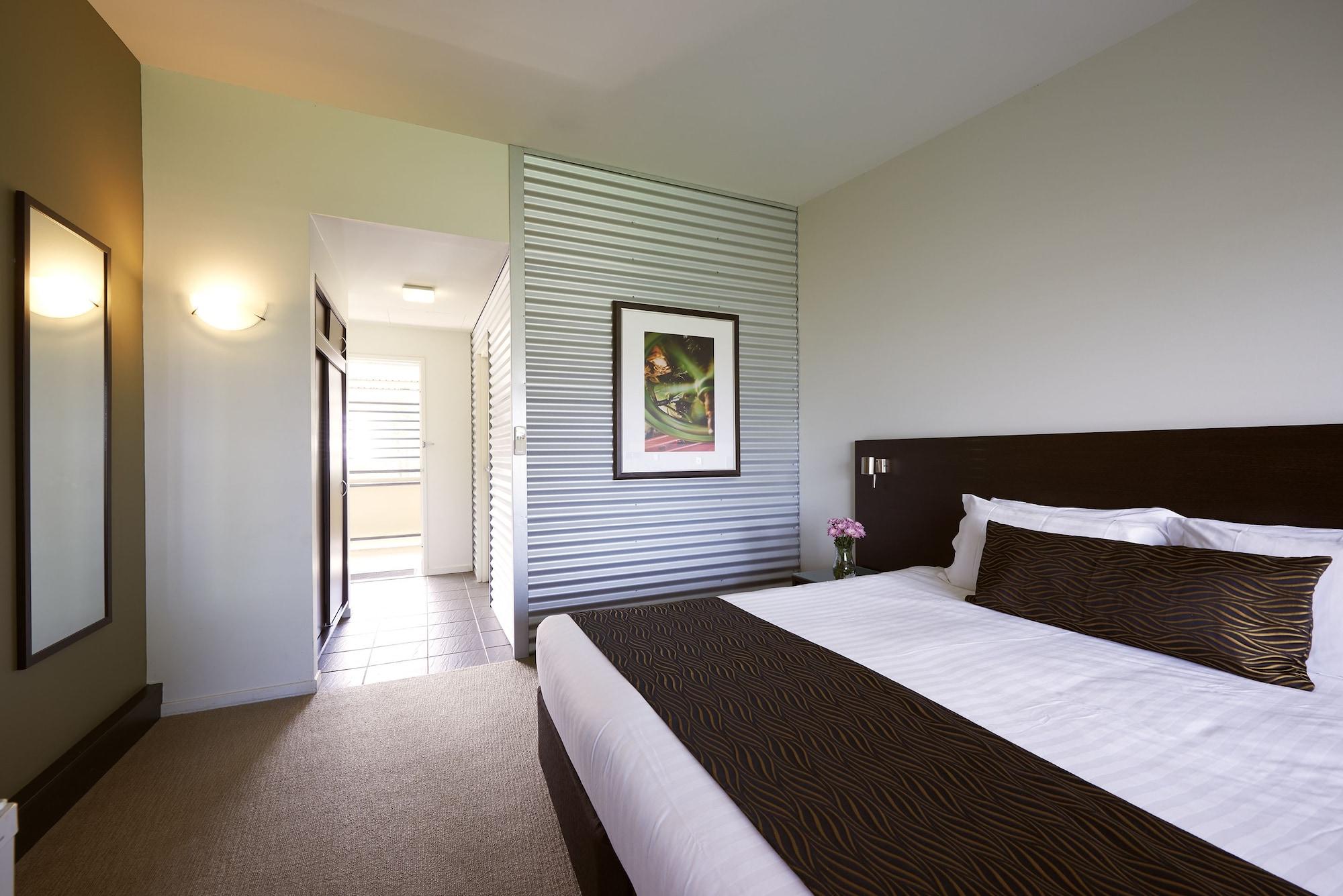 Station Motel Parkes Bagian luar foto